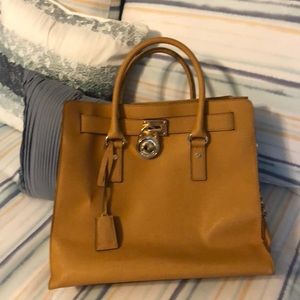 Large Michael kors bag
